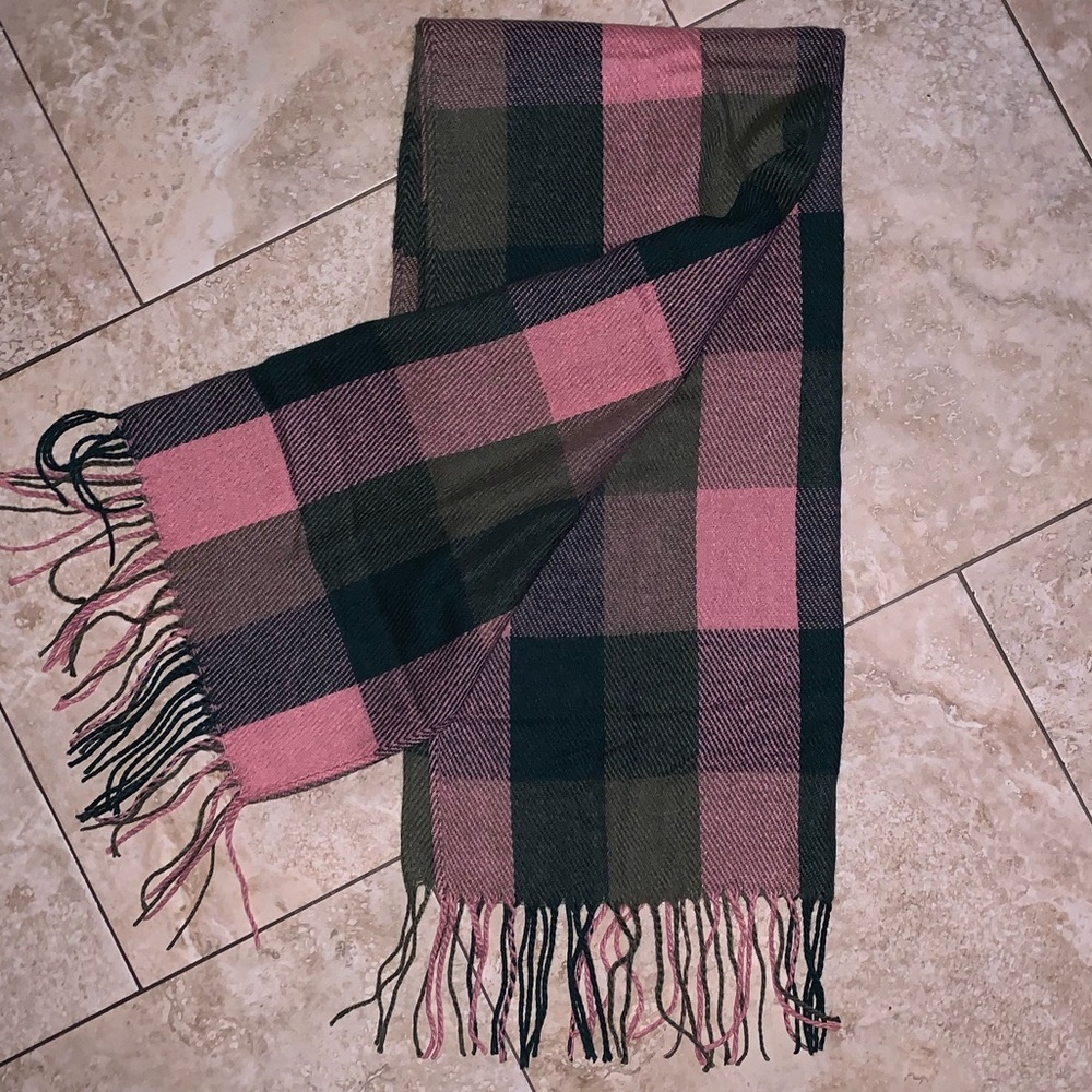 Wide Scarf